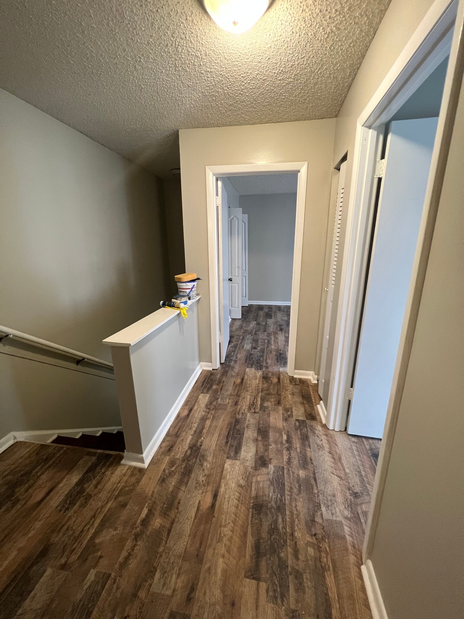 Hallway - 537 Hickory Hill Dr