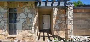 Building Photo - 5236 Meadow Rise St