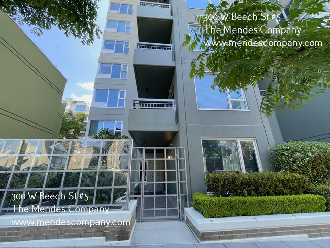 Building Photo - 300 W Beech St