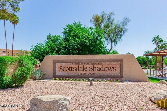 Building Photo - Lovely Scottsdale Shadows Rental