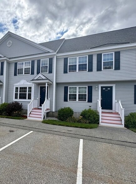 Building Photo - 14 Merrimac Way