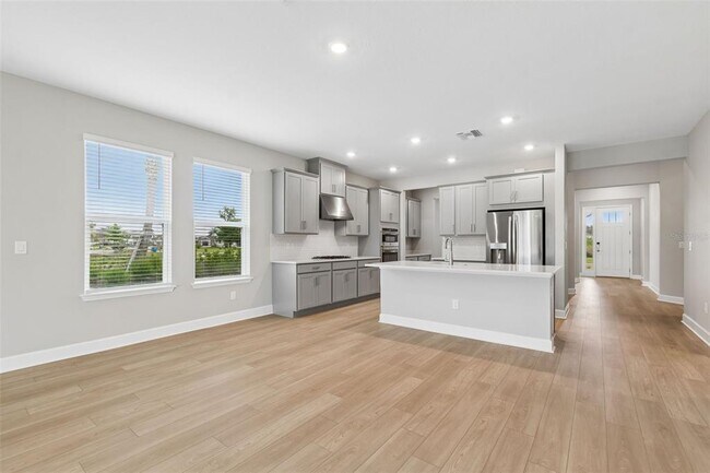 Building Photo - 2181 Longliner Lp