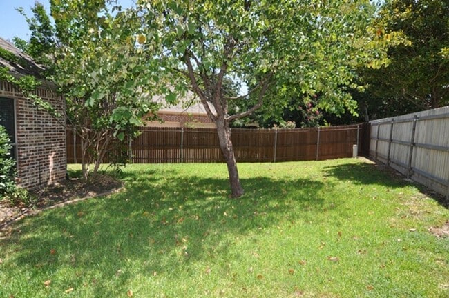 Building Photo - COMING SOON/VIEW NOW - Stunning 4-Bedroom Home in NRH with Media Room, Sunroom & Lawn Care Included!