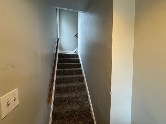 Building Photo - 111 S Ohio St