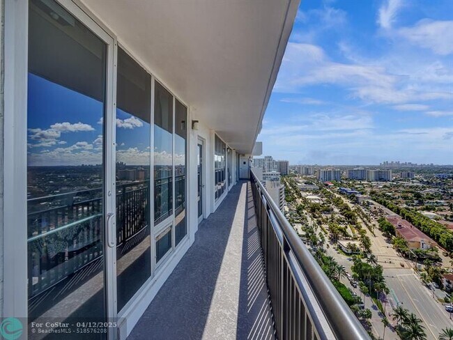 Building Photo - 4280 Galt Ocean Dr