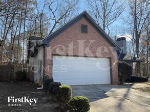 Building Photo - 4975 Wedgewood Pl