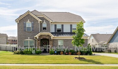 Building Photo - 1005 Maleventum Way