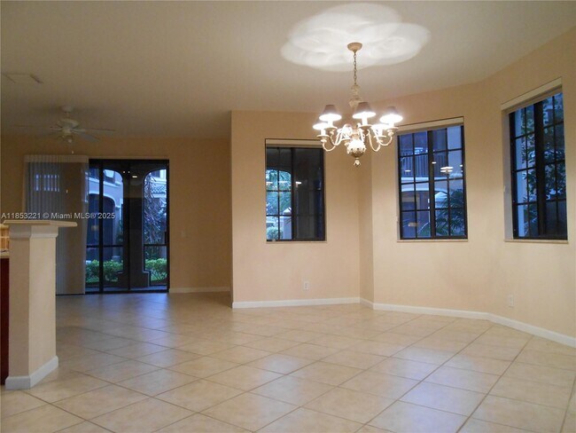 Building Photo - 2684 Center Ct Dr