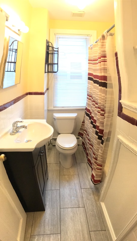 Building Photo - 81-83 America St