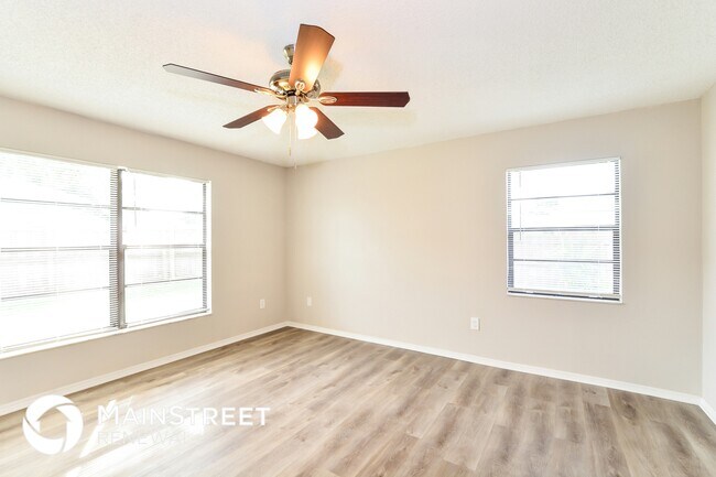 Building Photo - 980 Butia St