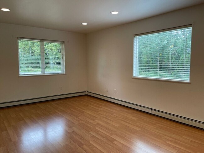 Building Photo - 4683 Bluegill Rd