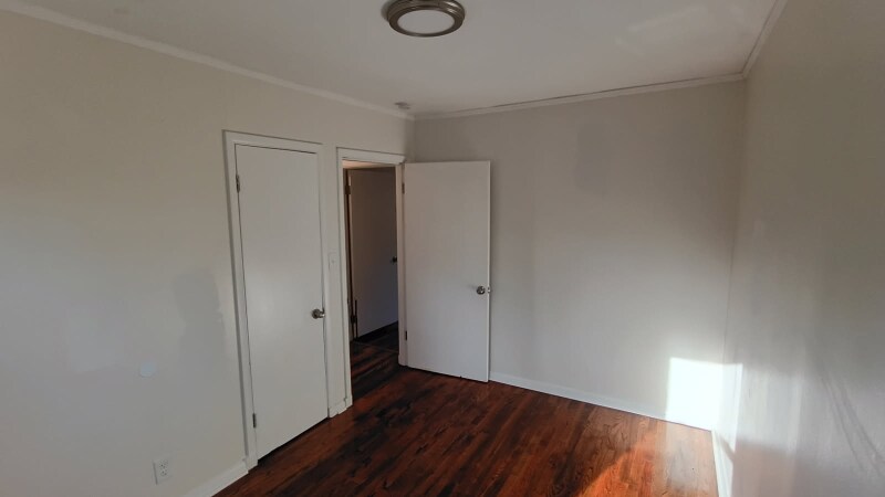 Building Photo - 307 California Ave