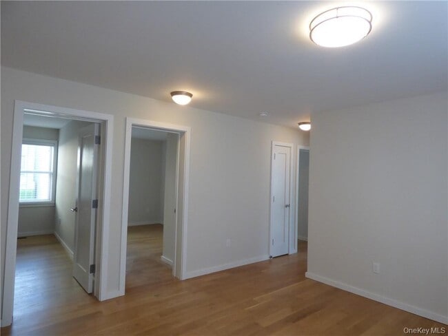 Building Photo - 60 Washington St