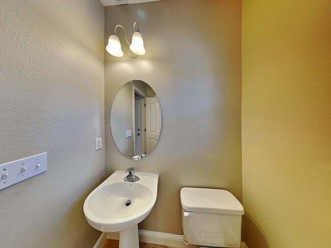 Building Photo - 5011 Trouville Ln