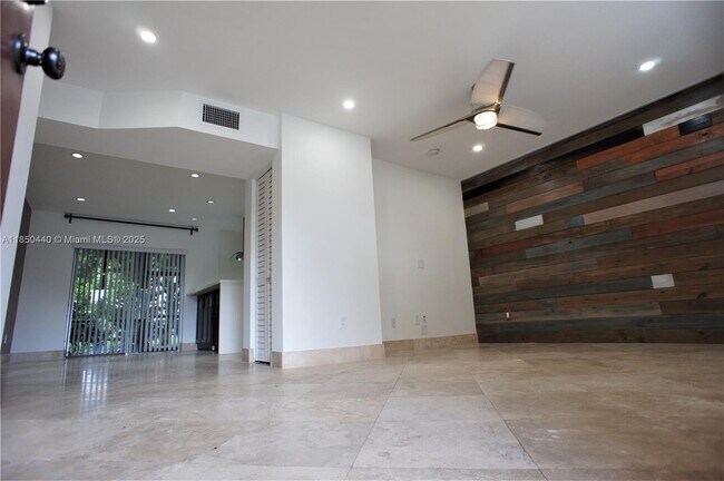 Building Photo - 8401 SW 107th Ave