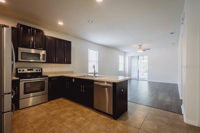 Building Photo - 7557 Azalea Cove Cir