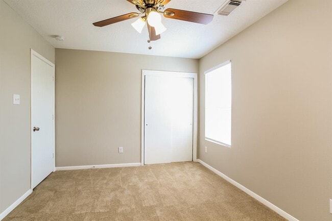 Building Photo - 20802 Fox Swift Ct