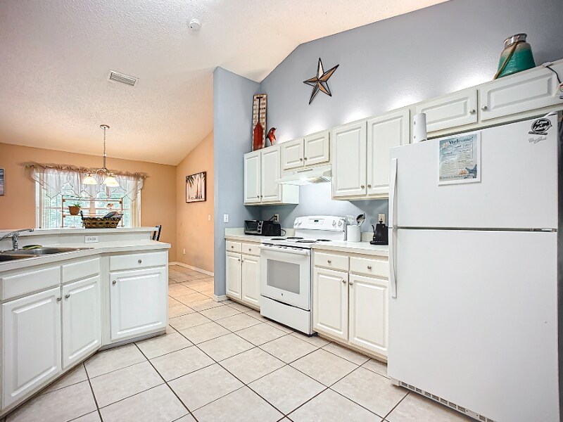 Building Photo - 2043 Eclipse Dr