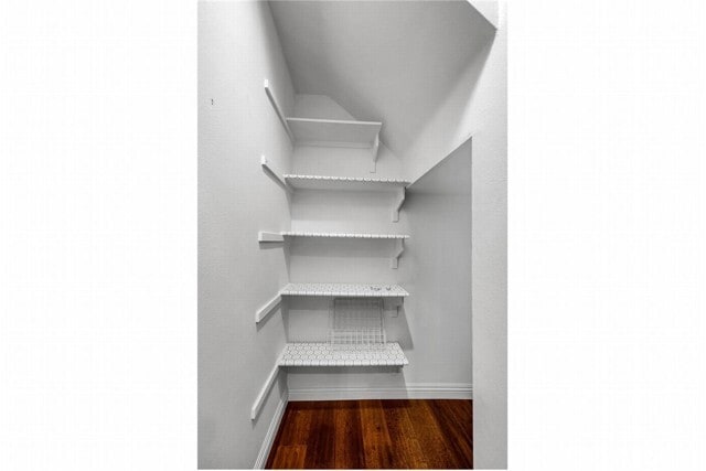 Building Photo - 17810 Pine Ct