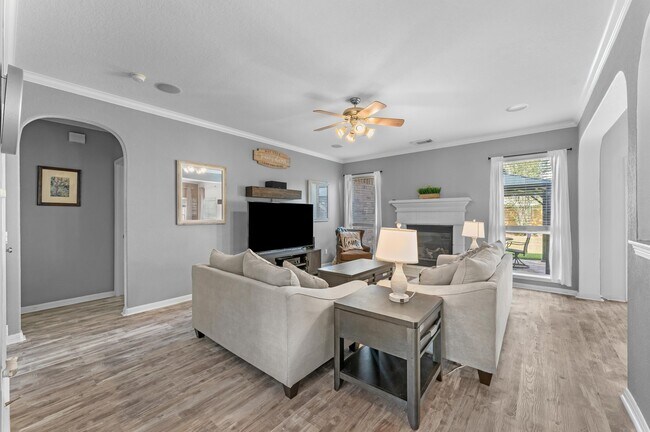 Building Photo - 1615 Noble Pointe Dr