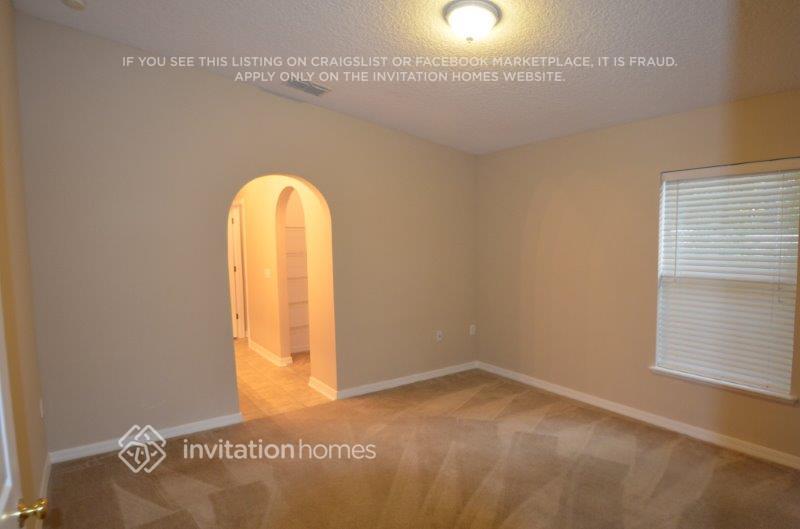 Building Photo - 4118 Half Moon Cir