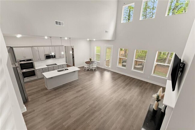 Building Photo - 5841 Woodland Park Ct