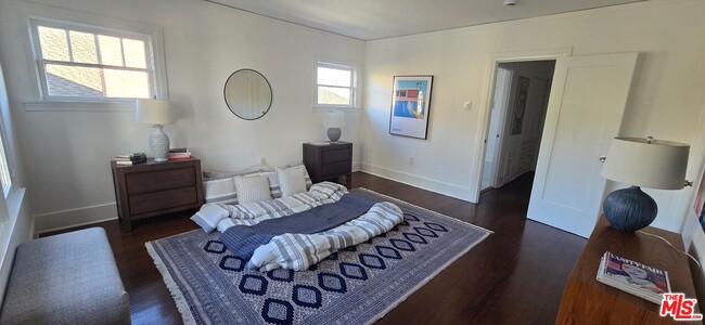 Building Photo - 1446 Calumet Ave