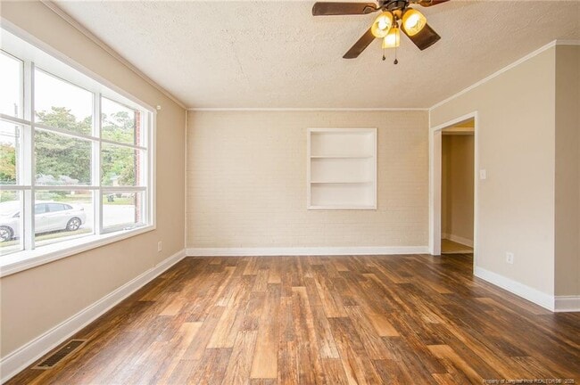 Building Photo - 1203 Turnpike Rd