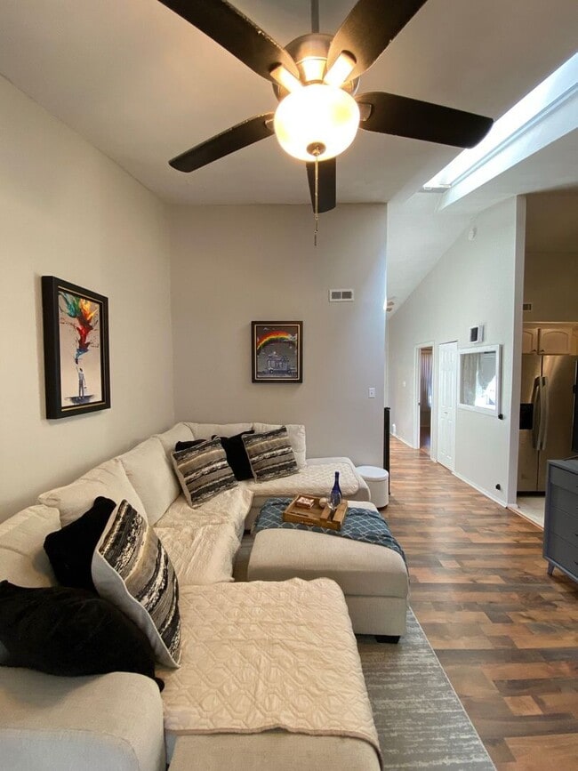 Building Photo - Spacious 3-Bedroom Townhome "Ask about our...