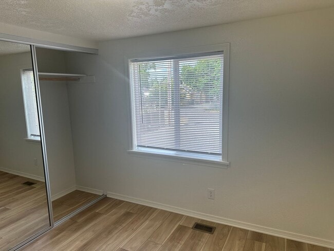 Building Photo - 3 bedroom 2 bathroom house in Dexter!