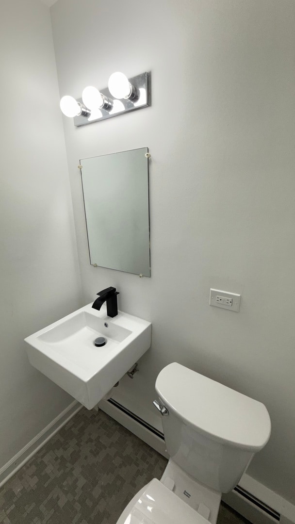 Building Photo - 3658 N Laramie Ave