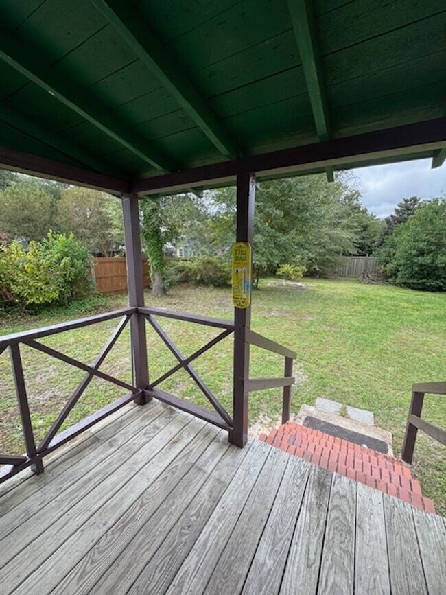 Building Photo - Sunset Park