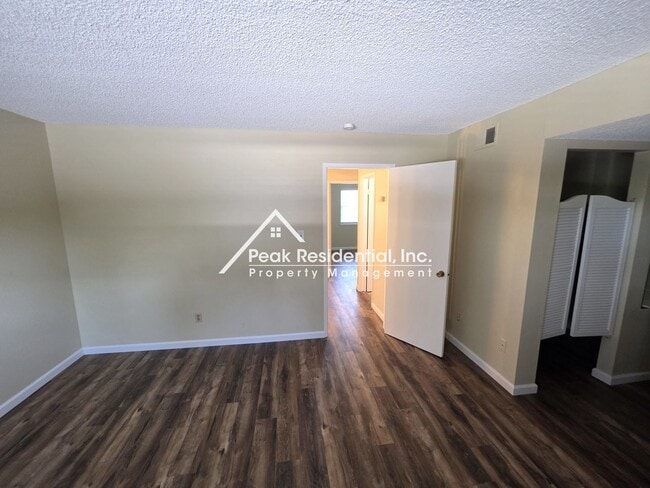 Building Photo - 6691 Greenback Ln