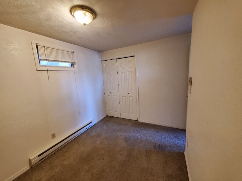 Building Photo - 1320 Linda Ln