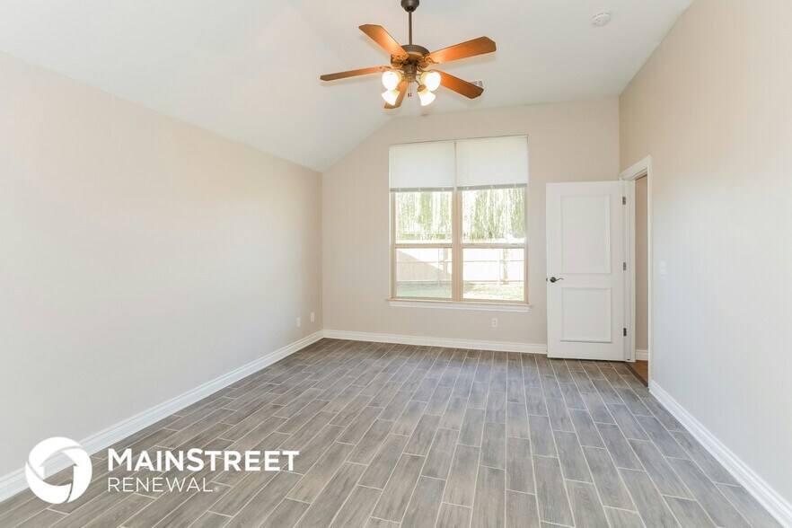 Building Photo - 4604 NW 162nd Ct