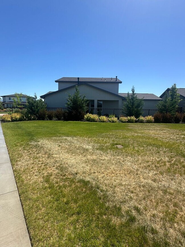 Building Photo - Riverstone: 3 Bedroom 3 Bath, Patio Home, ...