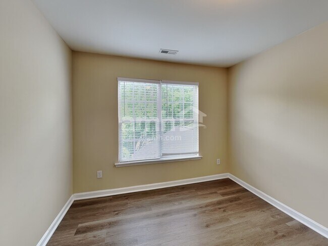 Building Photo - 8420 Astwell Ct