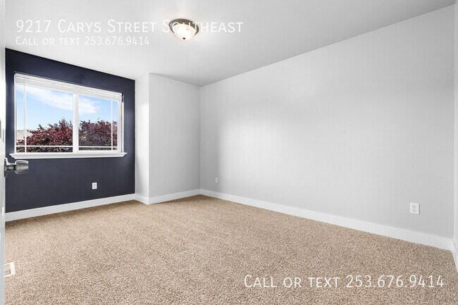 Building Photo - 9217 Carys St SE