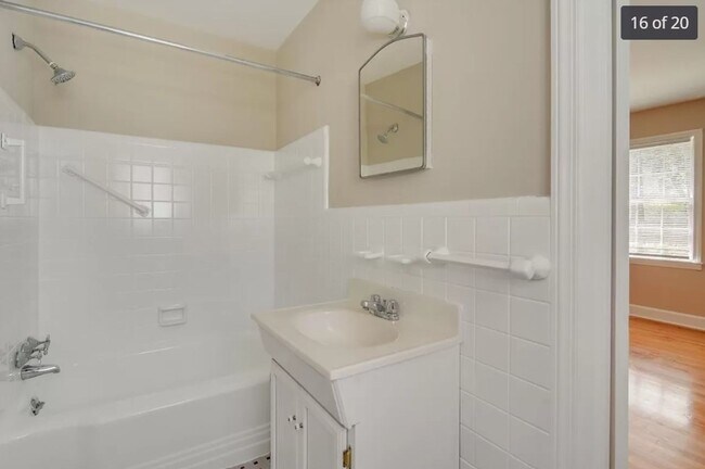 Building Photo - Lake Forest Drive - Just minutes from Augusta University!