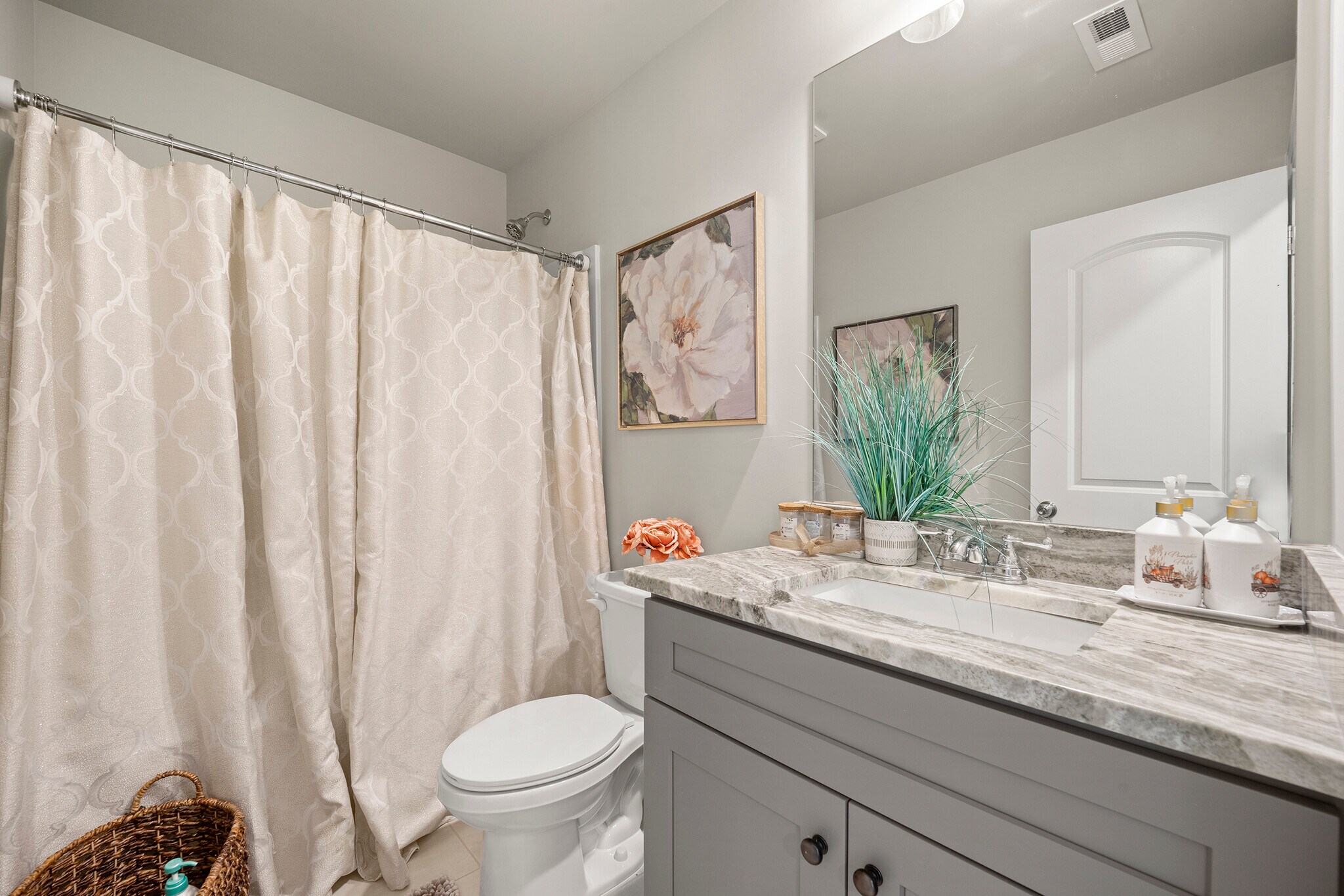 Building Photo - 85 Allspice Dr