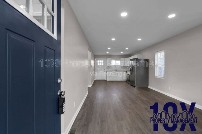 Building Photo - 2453 McGuffey Rd