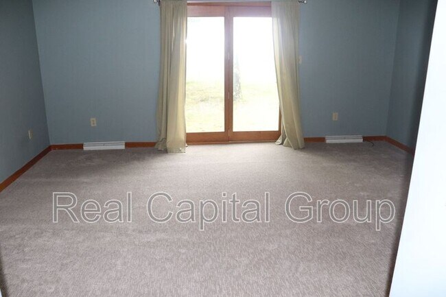 Building Photo - 98 Beaver Dam Rd