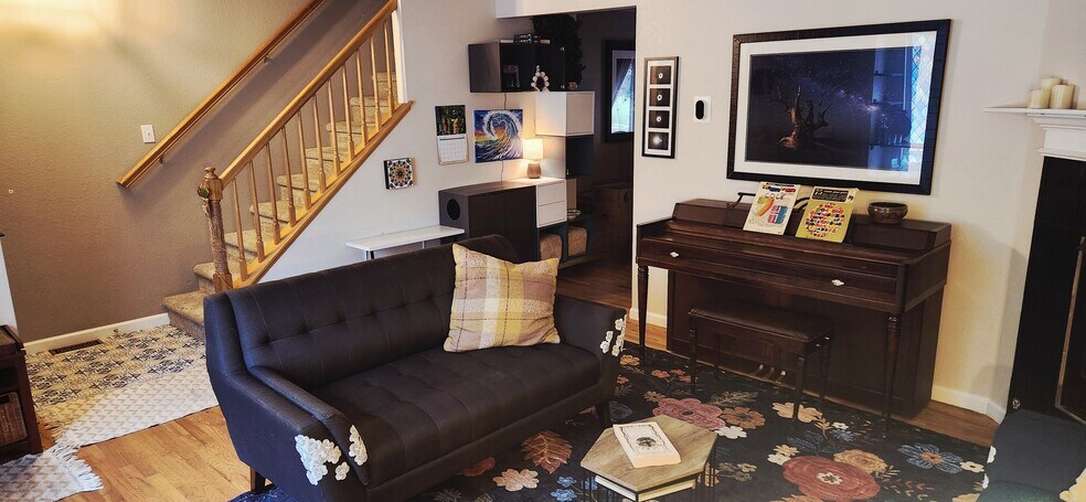 Living Room - 976 Monroe Ave
