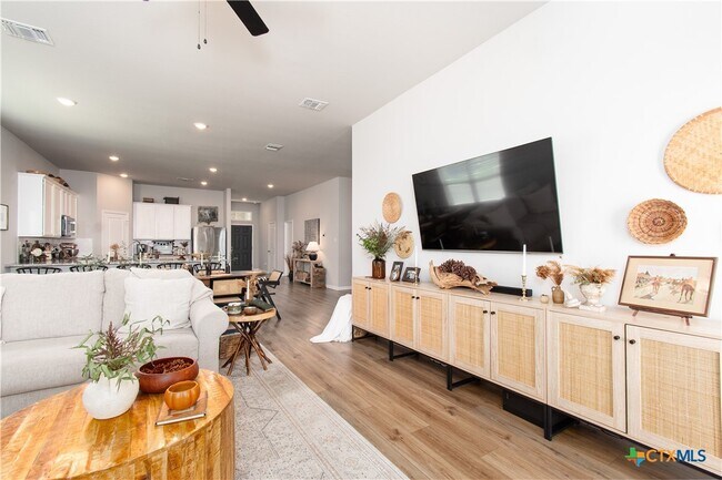 Building Photo - 2161 Meridian Lp