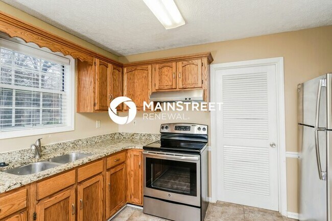 Building Photo - 3 Bedroom Pet-Friendly Home in Louisville,...