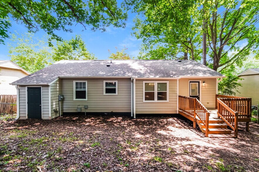 Building Photo - 2808 Red Alder Ct