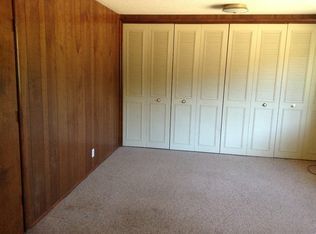 Building Photo - Winter Special-$500-1st Months Rent-Beautiful Three Bedroom Home