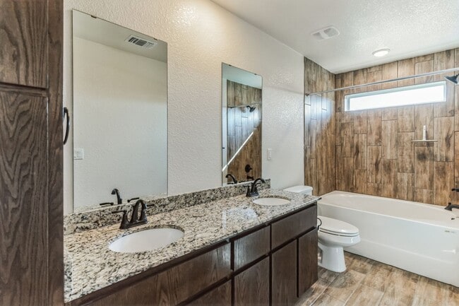 Building Photo - Modern 3-Bedroom Duplex in Temple with Spacious Layout