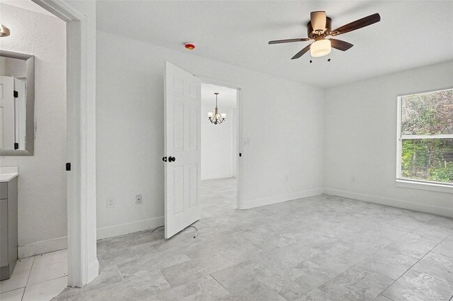 Building Photo - 1128 Neville Ave