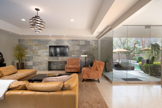 Building Photo - 46115 Sacatan Cir